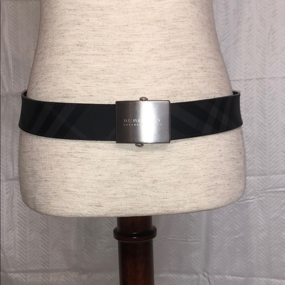 Burberry Other - Men’s Burberry reversible Belt